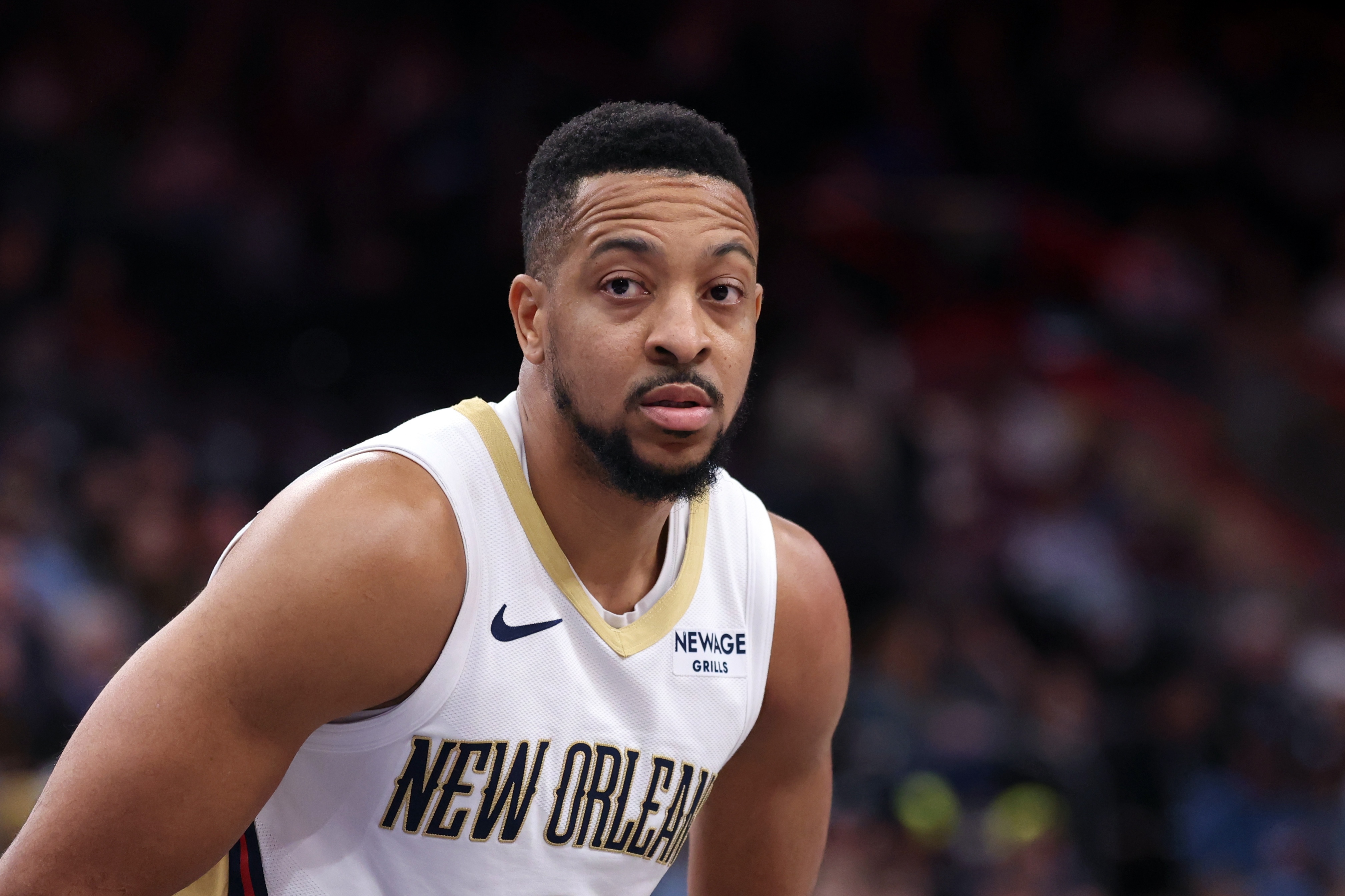 就一個運(yùn)動戰(zhàn)進(jìn)球！CJ15中1&三分7中0僅拿3分 罰球也是5中1...